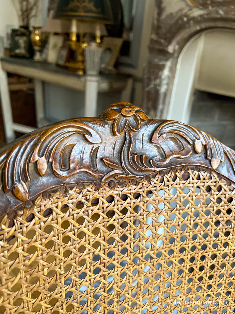 Belle paire de fauteuils cannés d'époque Louis XV