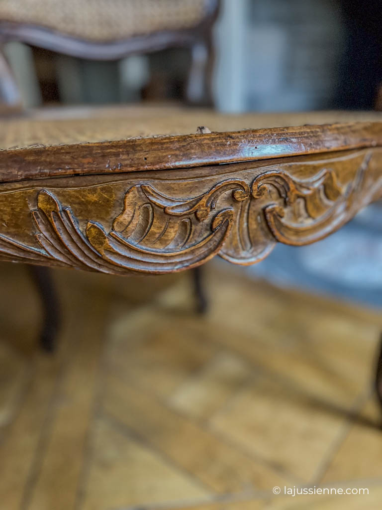 Belle paire de fauteuils cannés d'époque Louis XV
