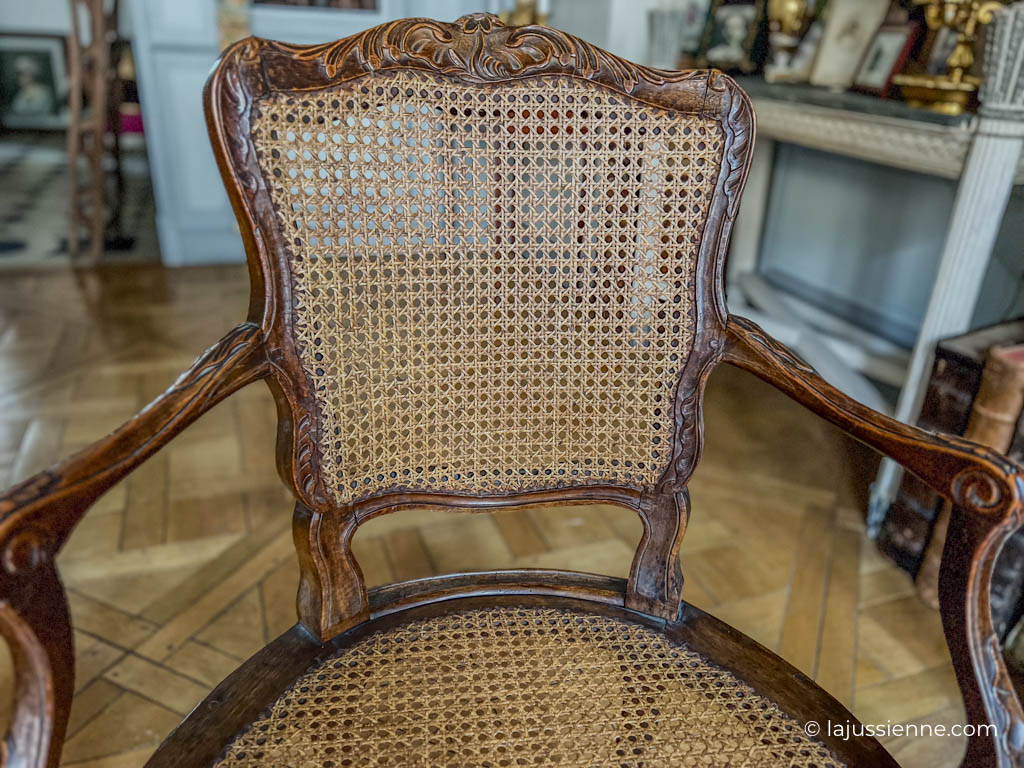 Paire de fauteuils Louis XV cannés d'époque XVIIIème