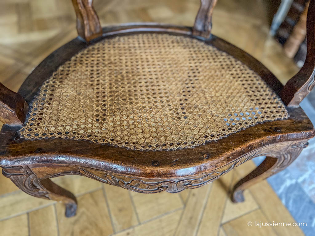Paire de fauteuils Louis XV cannés d'époque XVIIIème