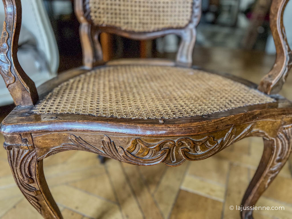 Paire de fauteuils Louis XV cannés d'époque XVIIIème